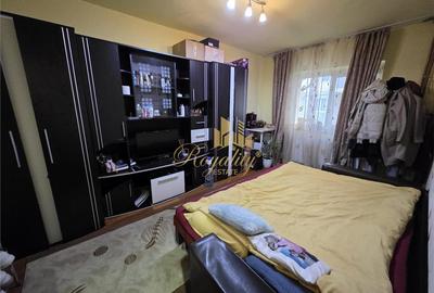 Garsoniera, 21 mp, parter- Zona Buziasului - 1