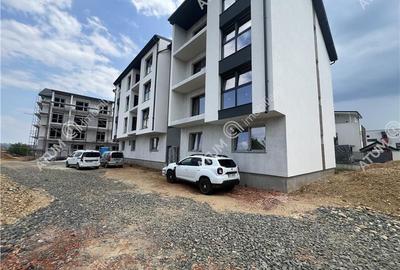 Apartament 2 camere decomandate balcon loc parcare zona Lidl Selimbar - 1