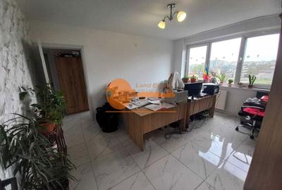 Apartament cu 3 camere decomandat, mobilat în Obor
