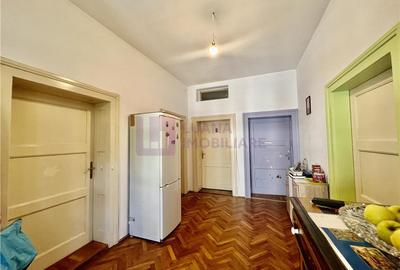 Casa de vanzare  | 2 constructii | 540 mp teren |  zona Lupeni | pivnita - 7