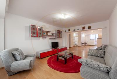 Apartament cu 3 camere decomandat, mobilat în Central