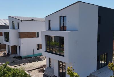 Casă individuală cu 5 camere în Pipera