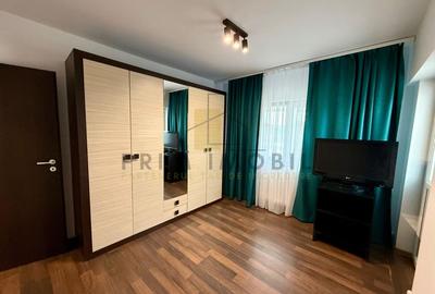 3 camere Decomandat, Independentei UMF. Centru - 4