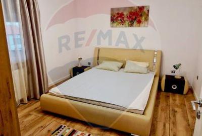 DE INCHIRIAT: Apartament cu 2 camere-strada Victoriei - 7
