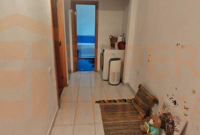 Apartament 3 camere de vanzare, situat in zona Far - 7
