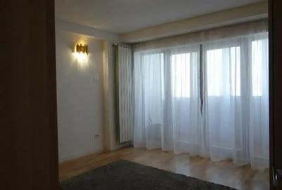 PIATA ALBA IULIA, DECEBAL, MUNCII 3 CAMERE CENTRALA PROPRIE - 17