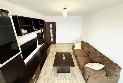 Apartament 3 camere,  Podul Grant, etaj intermediar, renovat, metrou - 2