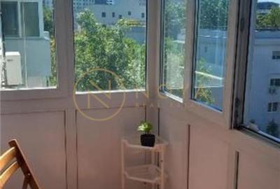 Vanzare apartament cu 2 camere Baneasa scoala 7 - 8