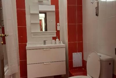 Închiriez apartament 3 camere metrou Nicolae Grigorescu - 12