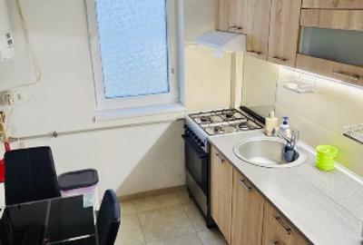 Proprietar inchiriez apartament complet mobilat si utilat, la prima chirie - 14