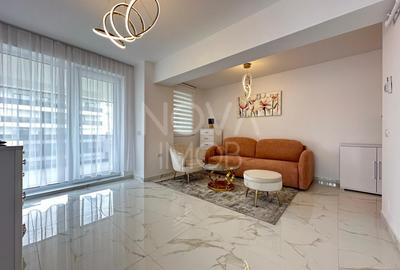 Apartament cu 2 camere semidecomandat, mobilat în Mihai Viteazul