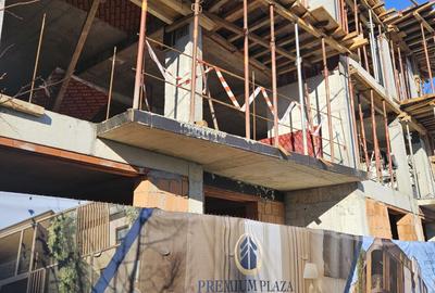 Apartament cu 3 camere decomandat în Ștefan cel Mare