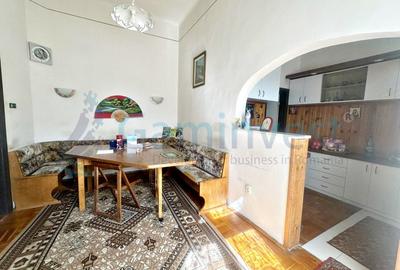 Apartament la casă ultracentral - 4