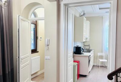 Unirii / Vila Exclusivistă Birouri - Notariat / 8 Birouri si Parcare 5 Locuri - 14