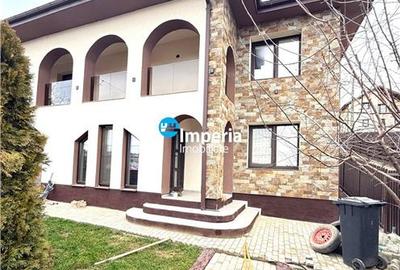 Casă individuală cu 5 camere în Valea Adâncă