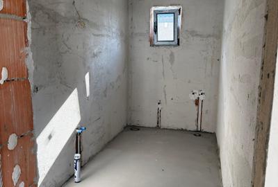 FARA COMISIOANE casa cu 4 camere 2 bai incalzire pardoseala curent 380v asfalt - 4