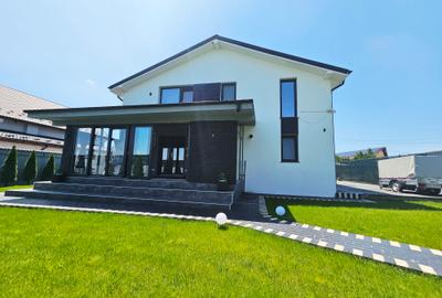 Vila moderna din Strejnicu – confort, natura și intimitate - 3