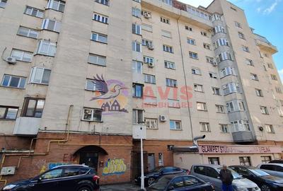 Apartament cu 4 camere decomandat de vanzare in zona Rovine - 17