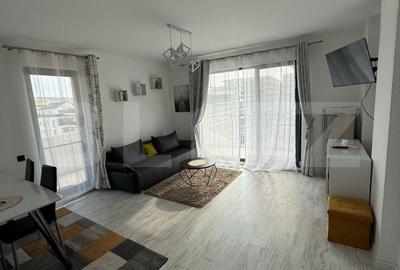 Apartament cu 2 camere semidecomandat, mobilat în Florești