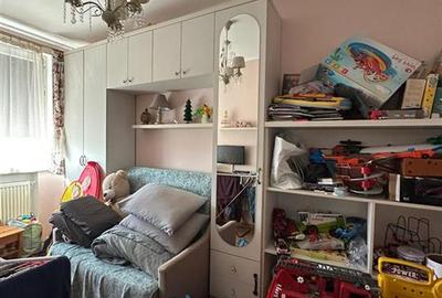 Apartament cu 3 camere in Decebal - 5