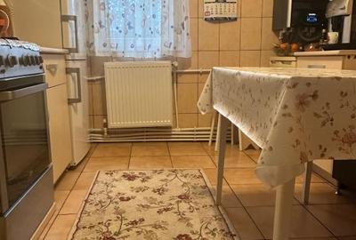 Proprietar vand apartament 4 camere - 13