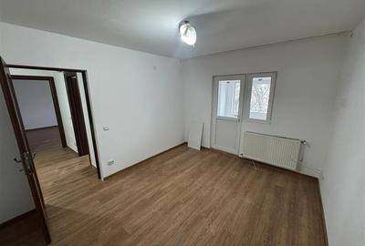 Ap 2 cam, 60 mp utili, et 2/3, hol patrat logie si balcon,renovat ! - 11