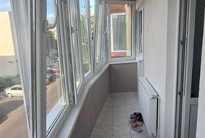 Apartament 2 camere decomandat etajul 2 Tractorul - 6
