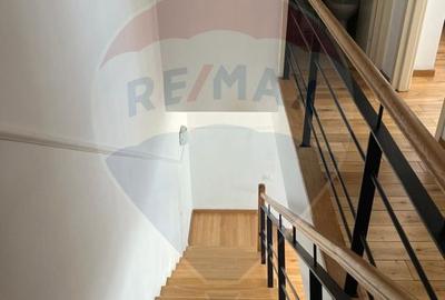 INCHIRIERE Apartament cu 3 camere tip duplex in zona Nordului - 16