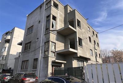 Vanzare imobil CONSOLIDAT pretabil Clinica / Spatii cazare / Birouri / Apartamen - 1