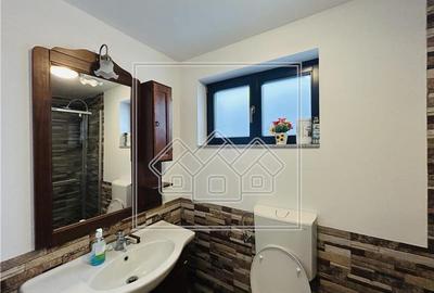 Casa de vanzare in Sibiu - Cisnadioara - 5 camere si 4 bai - - 19