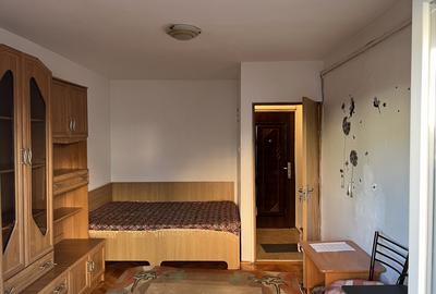 Garsoniera in bloc de apartamente strand str bihorului et 1 - 1