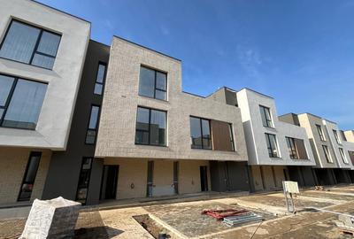 Duplex cu 5 camere în Voluntari