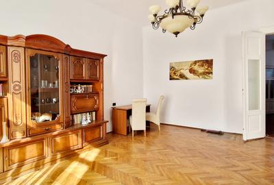 Apartament 3 camere, imobil istoric, zona Iosefin