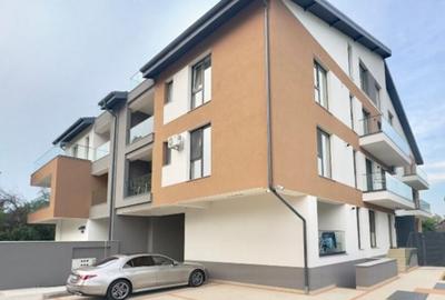 Apartament cu 3 camere decomandat în Aviației