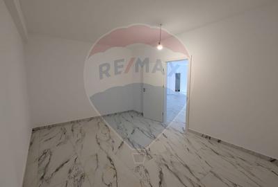 Spațiu Comercial 135mp | Zona Abator | Parter | Vitrină | 1500€ - 6