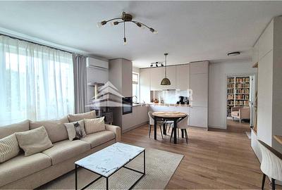 Apartament cu 3 camere semidecomandat, mobilat în Gheorgheni