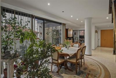 VILA CU SPATII GENEROASE IN DOROBANTI CU LIVING DE 75 MP SI TERASE DE 100 MP - 10