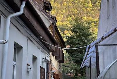Casa cu 3 apartamente + transfer afacere, locuri parcare, Centrul Istoric, Braso - 14