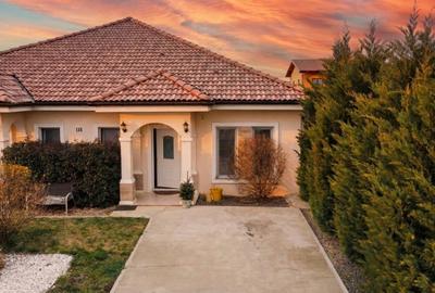 Duplex ideal pentru familie | curte mare 324 mp | mobilat complet | Sânandrei - 2