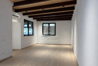Casă individuală cu 3 camere decomandat în Banu Manta