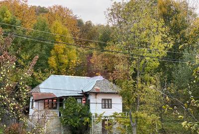 Casa demolabilă cu teren de vanzare in Breaza - 2