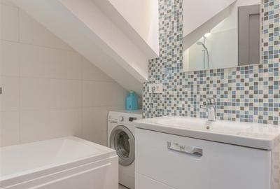 Locuință de 71 mp renovată integral și complet utilată, în casă - 11