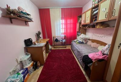 Apartament trei camere - Grădinița nr. 18 - 70mp - 3