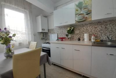 Apartament 40 mp, balcon, et.2, Parcare, zona Kik