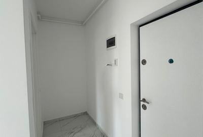 VANZARE GARSONIERA DECOMANDATA LANGA SCOALA PENTRU RARES-BLOC MIC DE 3 ETAJE - 3