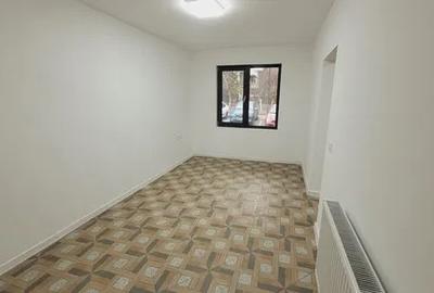 Spatiu comercial Podu Ros - Primaverii - 2