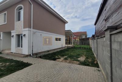 1/2 duplex, 4 camere – Moșnița Nouă, Cartier Europa - 1