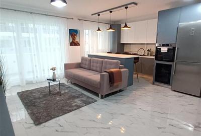 Apartament modern 3 camere terasa si parcare zona centrala - 1