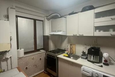 Apartament cu 2 camere semidecomandat, mobilat în Tătărași