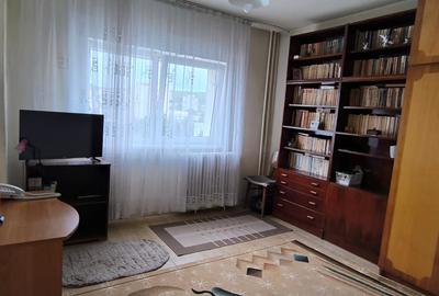 Ap 3 cam decom, mobilat clasic, et. 7/10, zona Piata Flora Manastur - 4